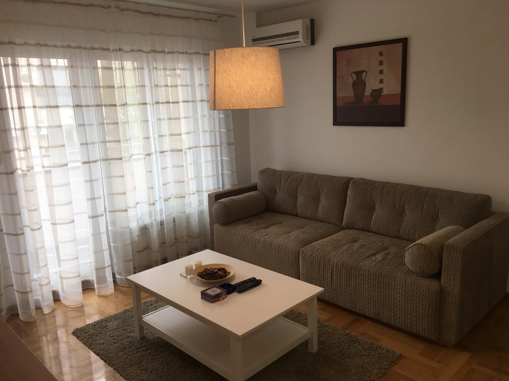 Apartment Triton Белград Экстерьер фото