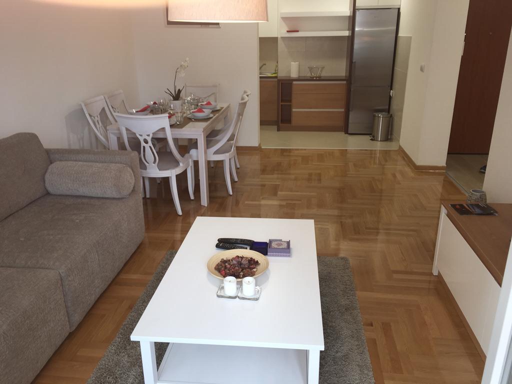 Apartment Triton Белград Экстерьер фото